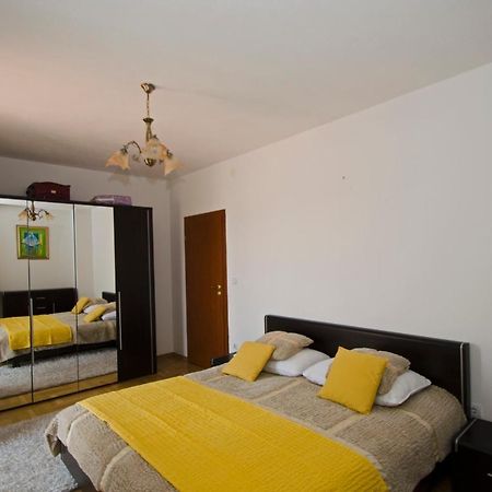 Rooms Leda Vrlika 外观 照片