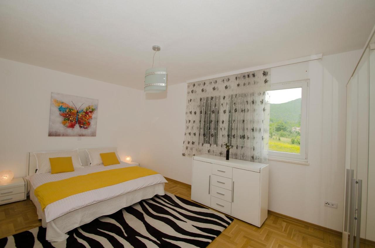 Rooms Leda Vrlika 外观 照片