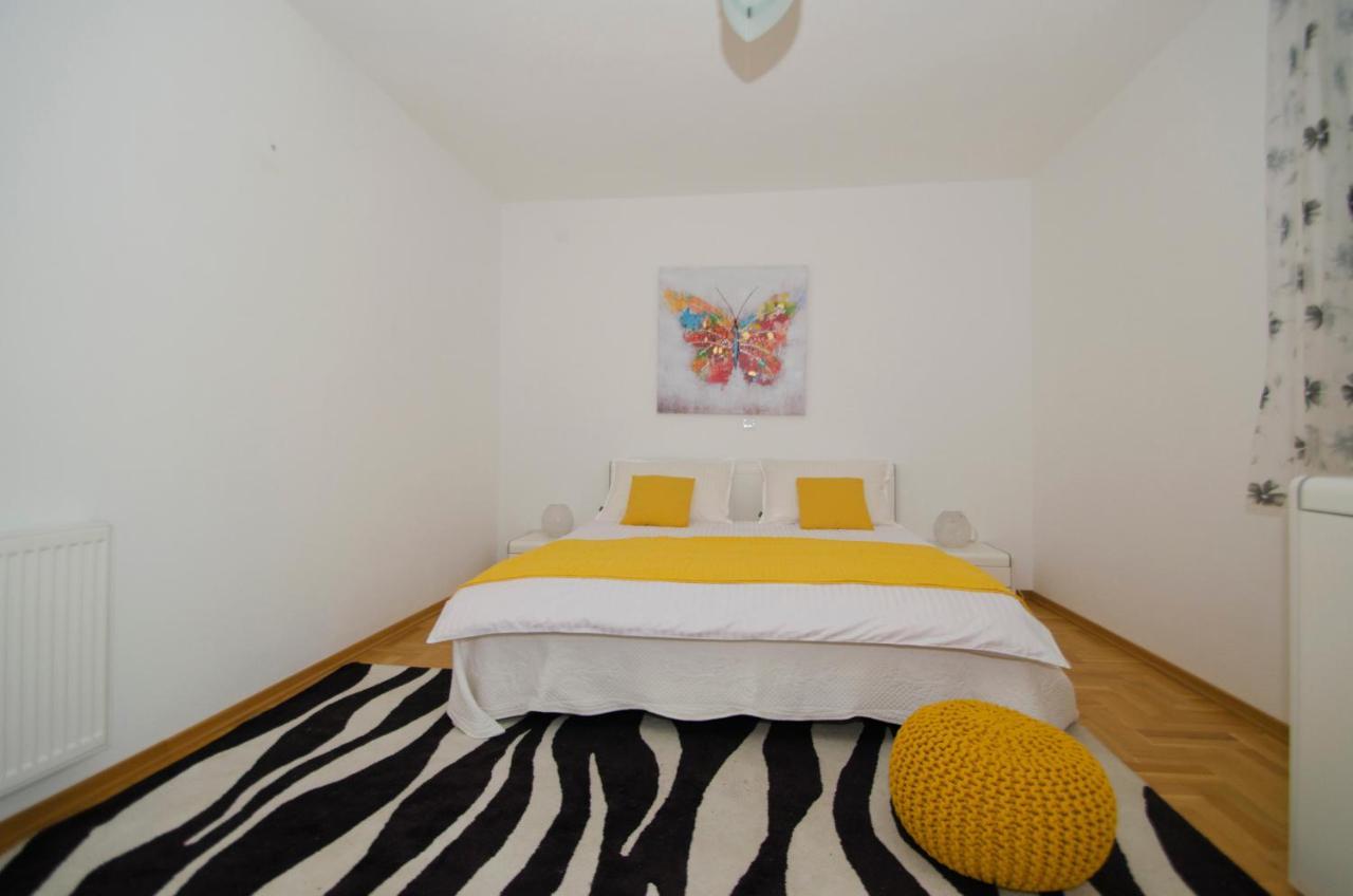 Rooms Leda Vrlika 外观 照片
